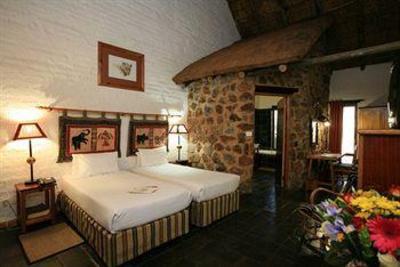 фото отеля Misty Hills Country Hotel