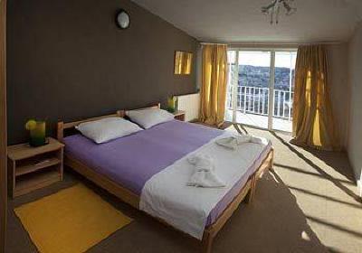 фото отеля Apartments and Rooms Bonkan Hvar
