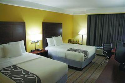 фото отеля La Quinta Inn & Suites Houston NW Beltway8 West Road