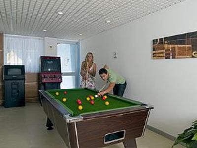 фото отеля Qawra Point Holiday Complex