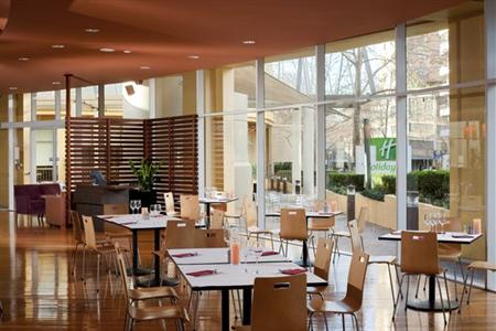 фото отеля Holiday Inn Potts Point - Sydney