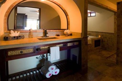 фото отеля Cabo Surf Hotel