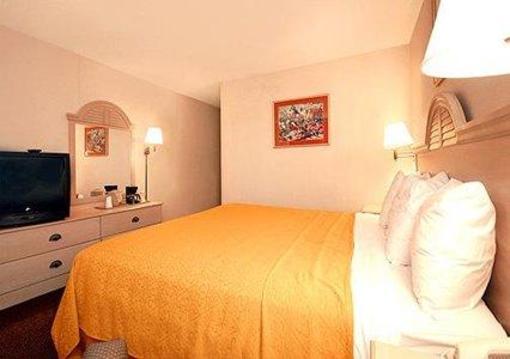 фото отеля Quality Inn Merriam