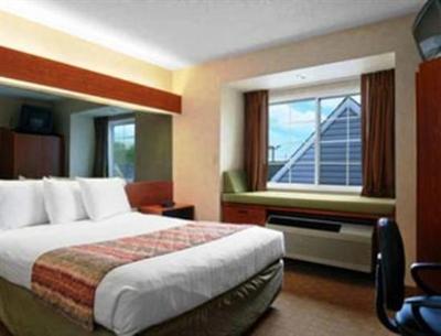фото отеля Microtel Inn & Suites Buffalo -Springville