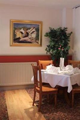 фото отеля The Glens Hotel