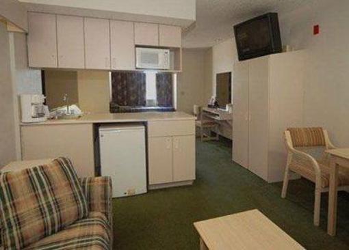 фото отеля Econo Lodge & Suites Lewisville