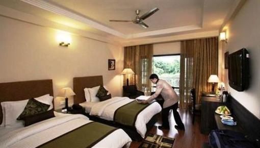 фото отеля Country Inn & Suites Mussoorie