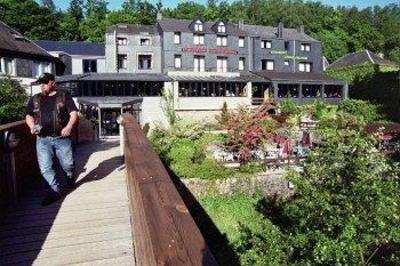 фото отеля Le Val De Poix Hotel Saint-Hubert