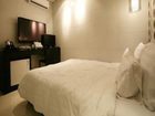 фото отеля Shinchon Y Hotel