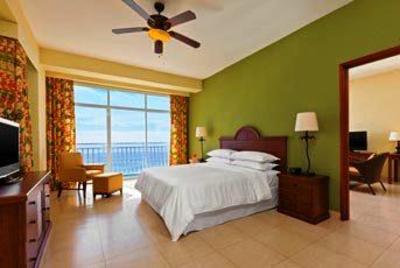 фото отеля Sheraton Bijao Beach Resort