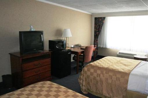 фото отеля BEST WESTERN PLUS Lehigh Valley Hotel & Conference Center