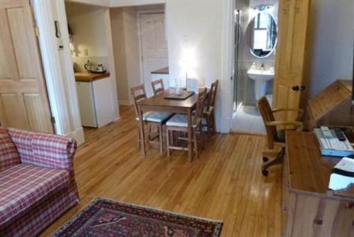 фото отеля University Bed & Breakfast
