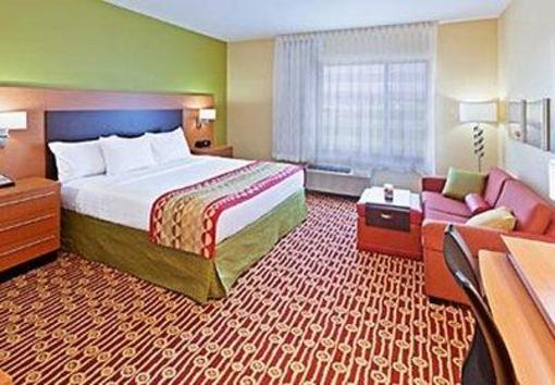 фото отеля Towneplace Suites Tulsa North Owasso