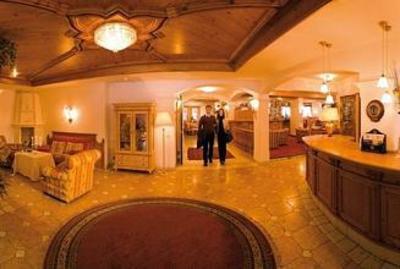 фото отеля Alpin Royal Wellness & Resort Hotel Ahrntal
