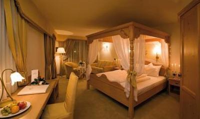 фото отеля Alpin Royal Wellness & Resort Hotel Ahrntal
