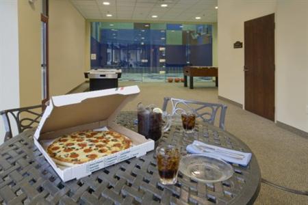 фото отеля Lexington Lansing Hotel