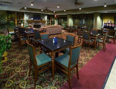 фото отеля Hampton Inn Charlotte Matthews