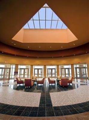 фото отеля Embassy Suites Loveland - Hotel, Spa and Conference Center