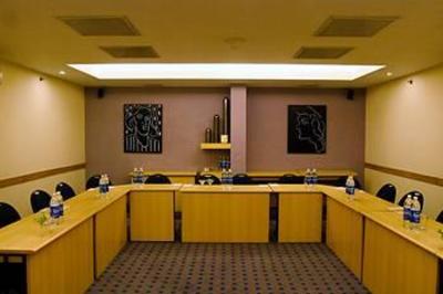 фото отеля Lemon Tree Hotel Udyog Vihar Gurgaon
