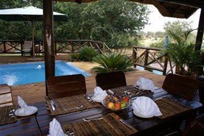 фото отеля Crocodile Kruger Safari Lodge