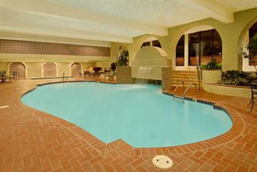 фото отеля DoubleTree Suites by Hilton