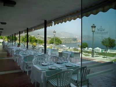 фото отеля Parador de Nerja