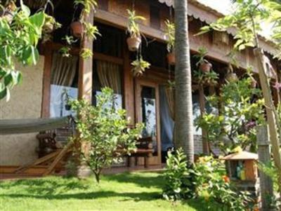 фото отеля Paradise Hills Wooden Bungalow Mui Ne