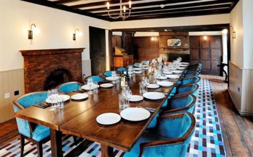 фото отеля The Red Lion Hotel Whittlesford