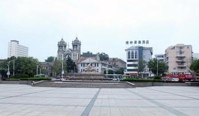фото отеля Green Tree Inn Wuhu Binjiang Shimao