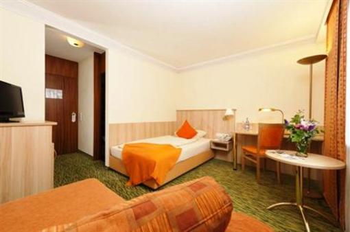 фото отеля Stadt Gut Hotel Hirsch Heidenheim an der Brenz