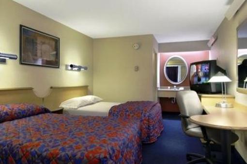 фото отеля Red Roof Inn Southfield