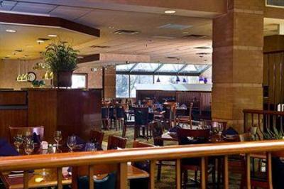 фото отеля Embassy Suites Hotel Cleveland - Shaker Heights / Beachwood
