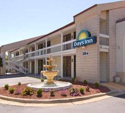фото отеля Days Inn Raleigh