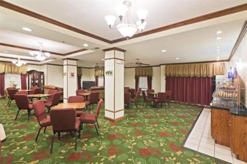 фото отеля Holiday Inn Express Plainview