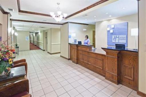 фото отеля Holiday Inn Express Plainview