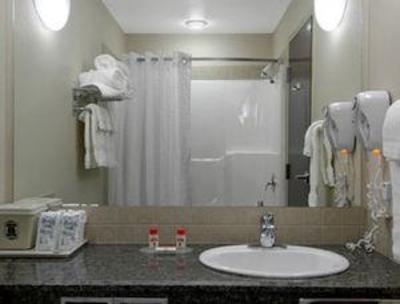 фото отеля Super 8 Camrose