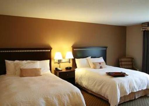 фото отеля Hampton Inn Topeka