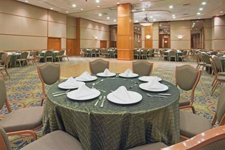 фото отеля Crowne Plaza Hotel Nuevo Laredo