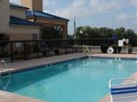 Holiday Inn Express Hurricane Mills Waverly