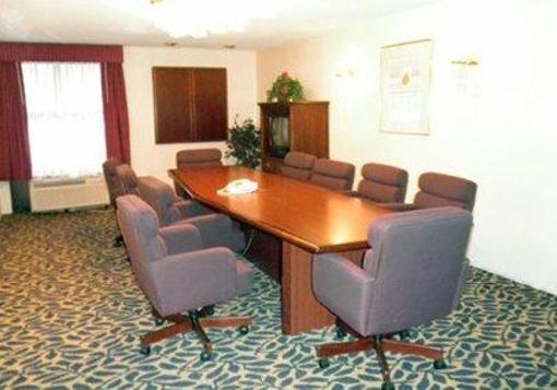 фото отеля Quality Inn