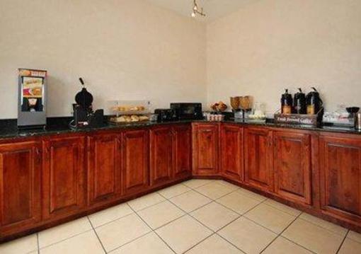 фото отеля Quality Inn Joplin