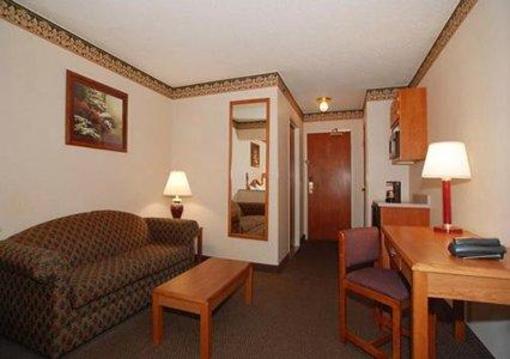 фото отеля Comfort Suites Carmel