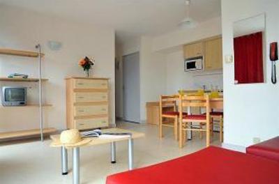 фото отеля Residences De Bougainville Rochefort (France)