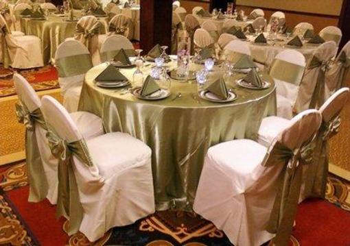 фото отеля University Quality Inn