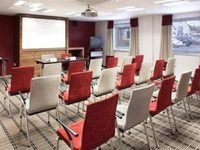 Holiday Inn Express Warwick Stratford Upon Avon