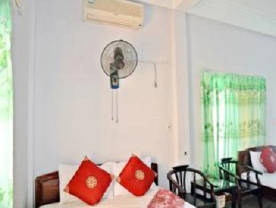 фото отеля Thuy Duong Hotel Ha Long