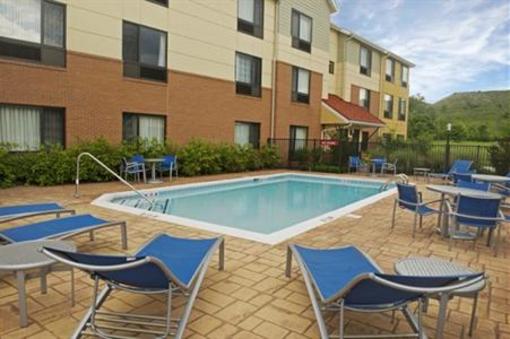 фото отеля TownePlace Suites by Marriott Huntington