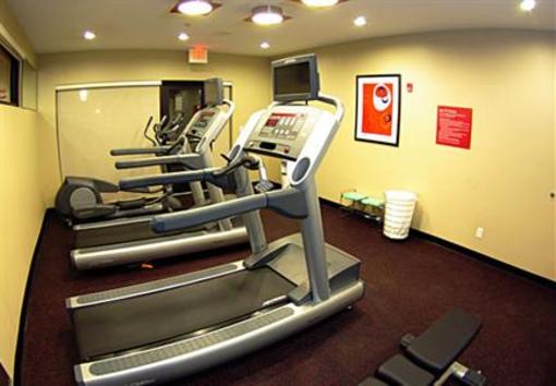 фото отеля TownePlace Suites by Marriott Huntington