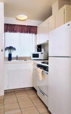 фото отеля BEST WESTERN Lamplighter Inn and Suites at SDSU