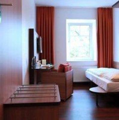 фото отеля Hotel & Restaurant Brackstedter Mühle Wolfsburg